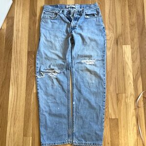 Levi’s 550 Distressed